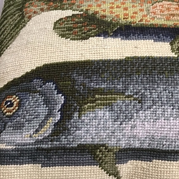 Needlepoint Throw Pillow Two Fish Bahamas Mark Catesby 16x20 Wool Velvet Zip Sea - Picture 13 of 16